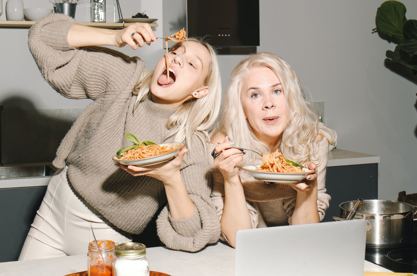 How Long Before Bed Should A Child Eat at Alan Burke blog