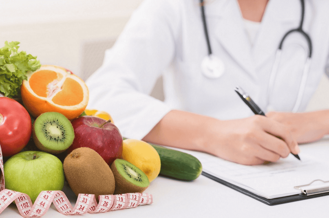 Nutritionist vs Dietitian: Which is Right For You?